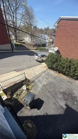 $1,800 | 1132 Mahantongo Street, Pottsville, PA 17901
