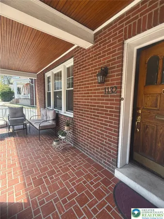 $1,800 | 1132 Mahantongo Street, Pottsville, PA 17901