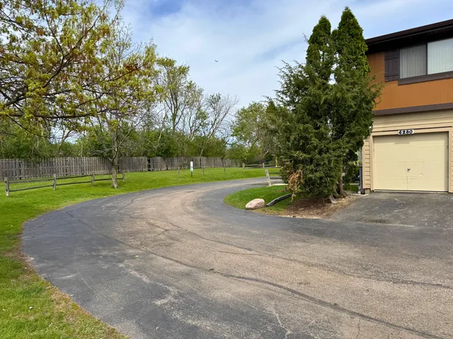 $249,000 | 6280 Gold Circle, Unit 6280, Hanover Park, IL 60133