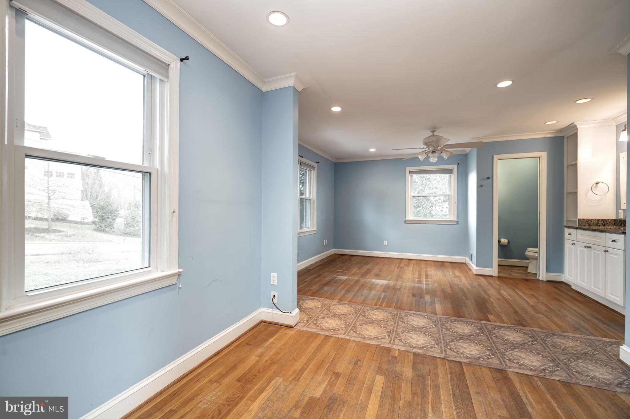 3305 Sharon Chapel Road Alexandria, VA 22310 - Photo 26 of 66 Owner's Suite