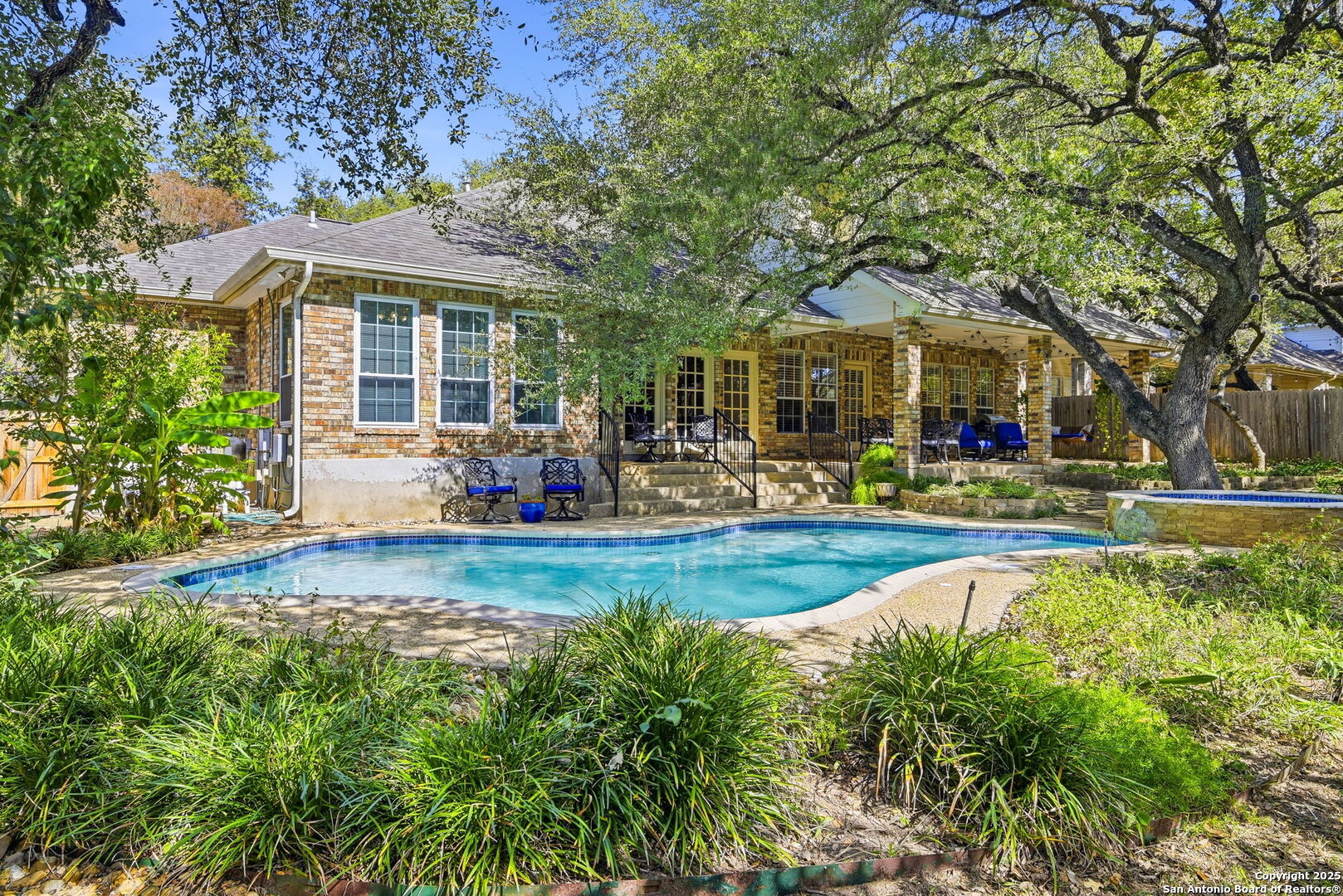 15 Inwood Point San Antonio, TX 78248 - Photo 23 of 27 swimming pool view with outdoor seating