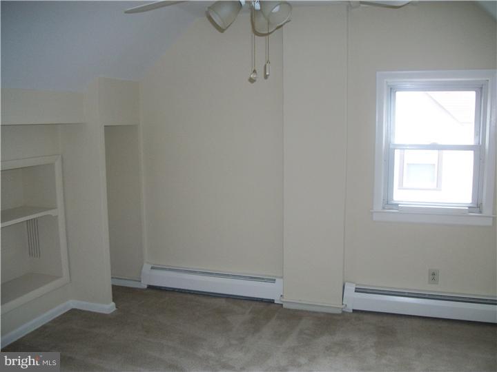 325 Rively Avenue Aldan, PA 19018 - Photo 11 of 17 Bedroom 3