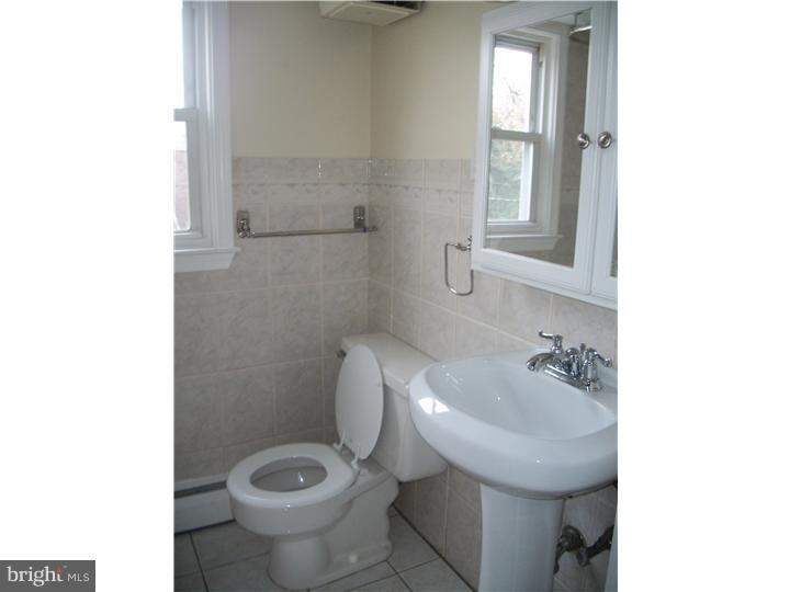 325 Rively Avenue Aldan, PA 19018 - Photo 12 of 17 Bathroom