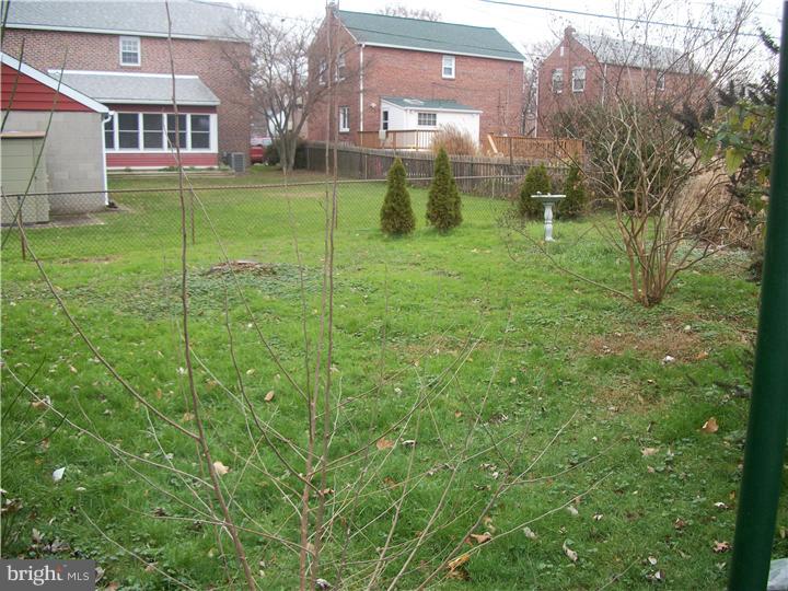 325 Rively Avenue Aldan, PA 19018 - Photo 16 of 17 Back Yard