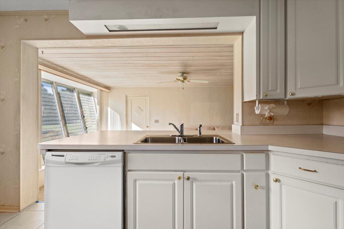 1519 Northwest Fork Road Stuart, FL 34994 - Photo 12 of 41 15-1U6A6485