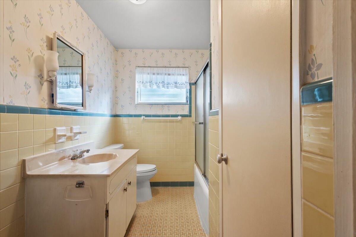 1519 Northwest Fork Road Stuart, FL 34994 - Photo 16 of 41 04-1U6A6428