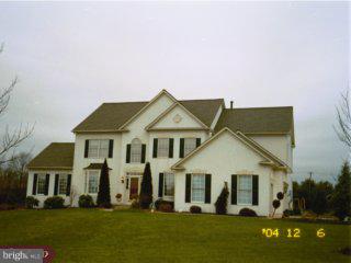 16 Manor Road Newtown, PA 18940 - Photo 1 of 6