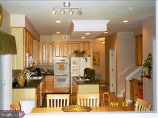 16 Manor Road Newtown, PA 18940 - Photo 3 of 6