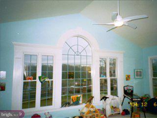 16 Manor Road Newtown, PA 18940 - Photo 5 of 6