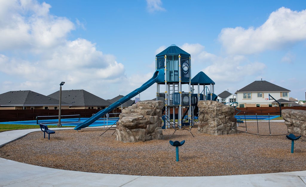 5955 Eldora Drive College Station, TX 77845 - Photo 30 of 36 a view of a house with swimming pool