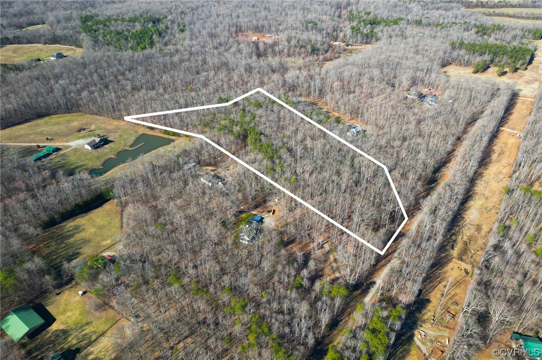 0 Lockin Circle Powhatan, VA 23139 - Photo 6 of 7 a view of a yard from a balcony