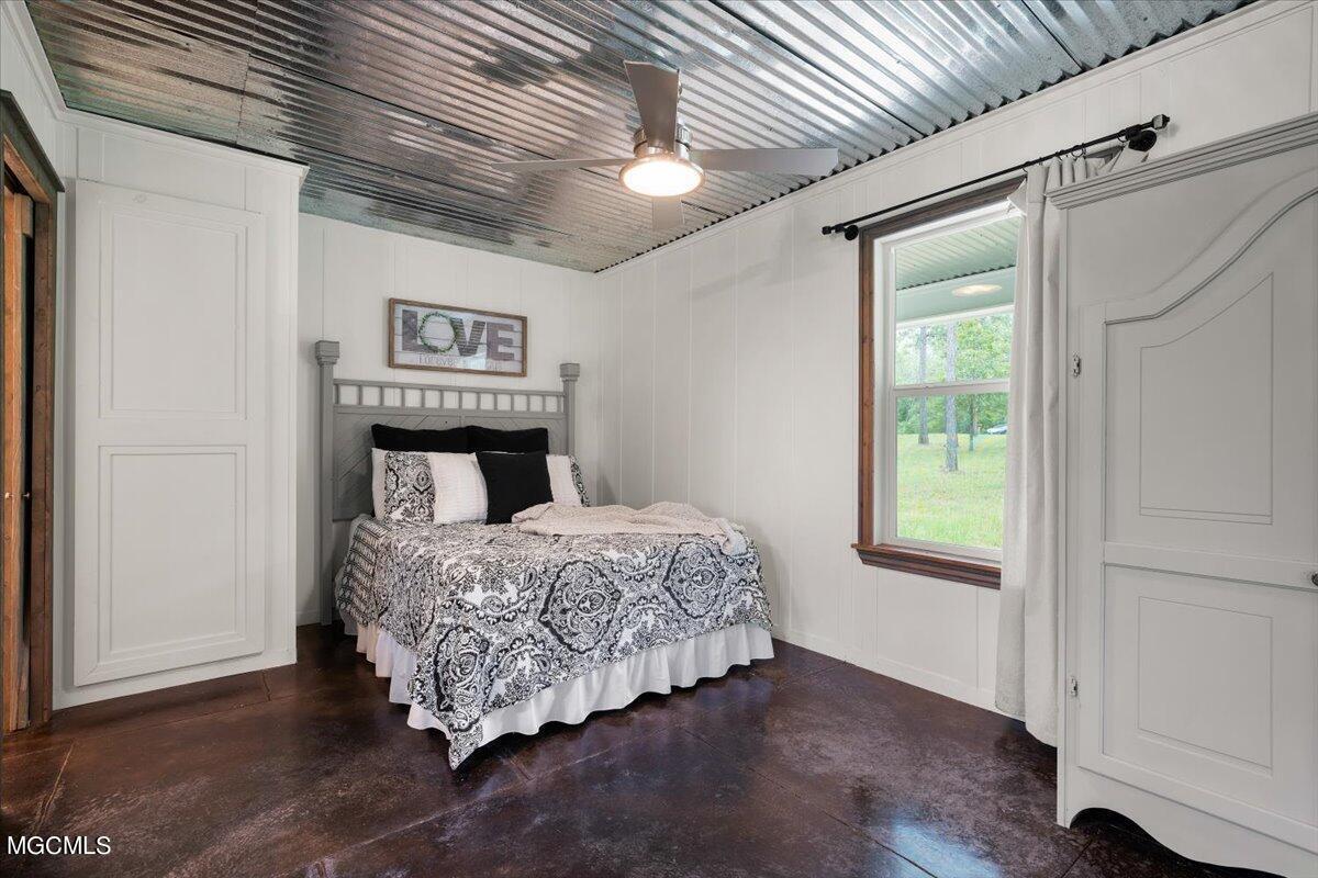 335 Mitchell Road Leakesville, MS 39451 - Photo 9 of 24 08-335 Mitchell Rd-108