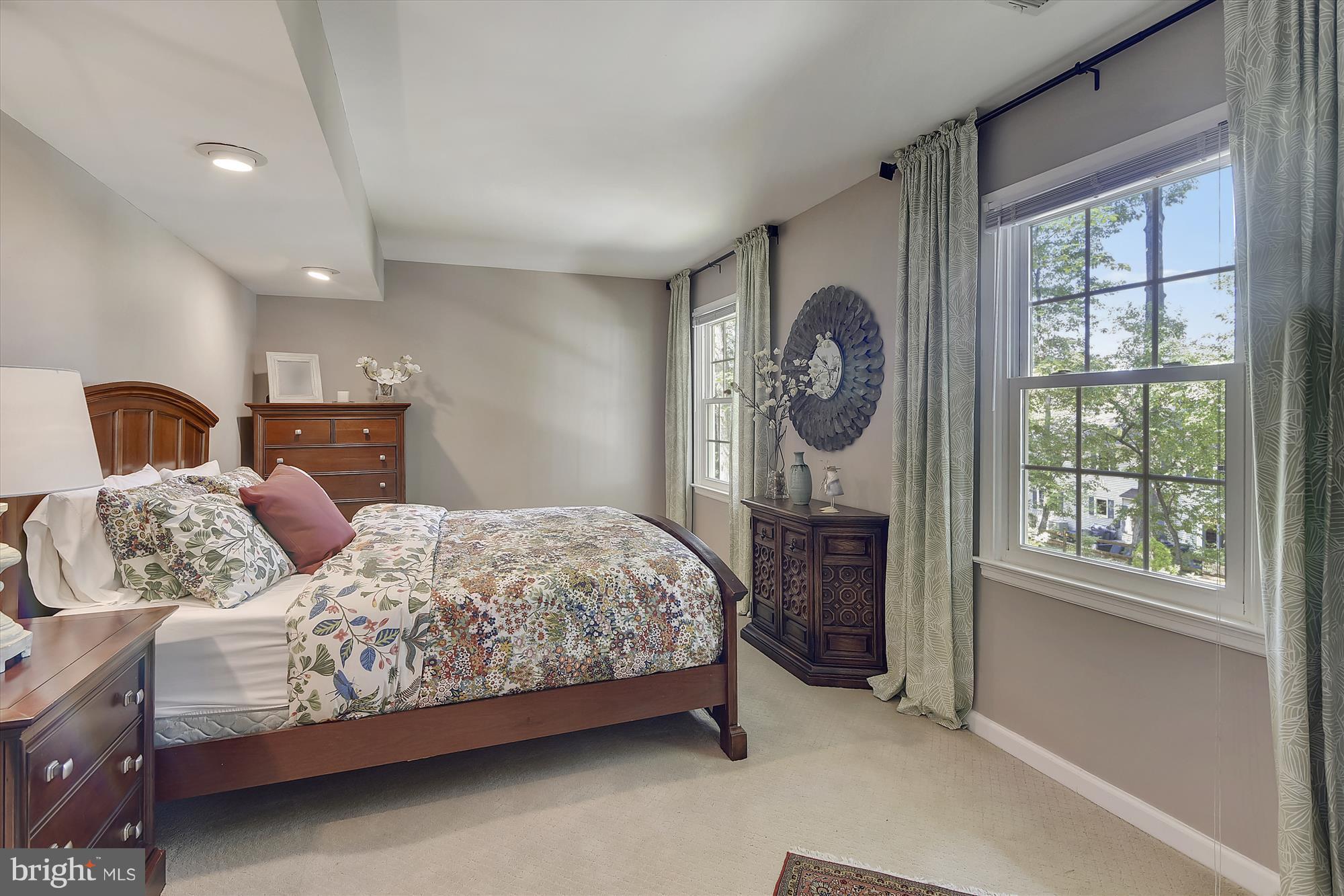 2017 Homer Terrace Reston, VA 20191 - Photo 13 of 30 Main level bedroom