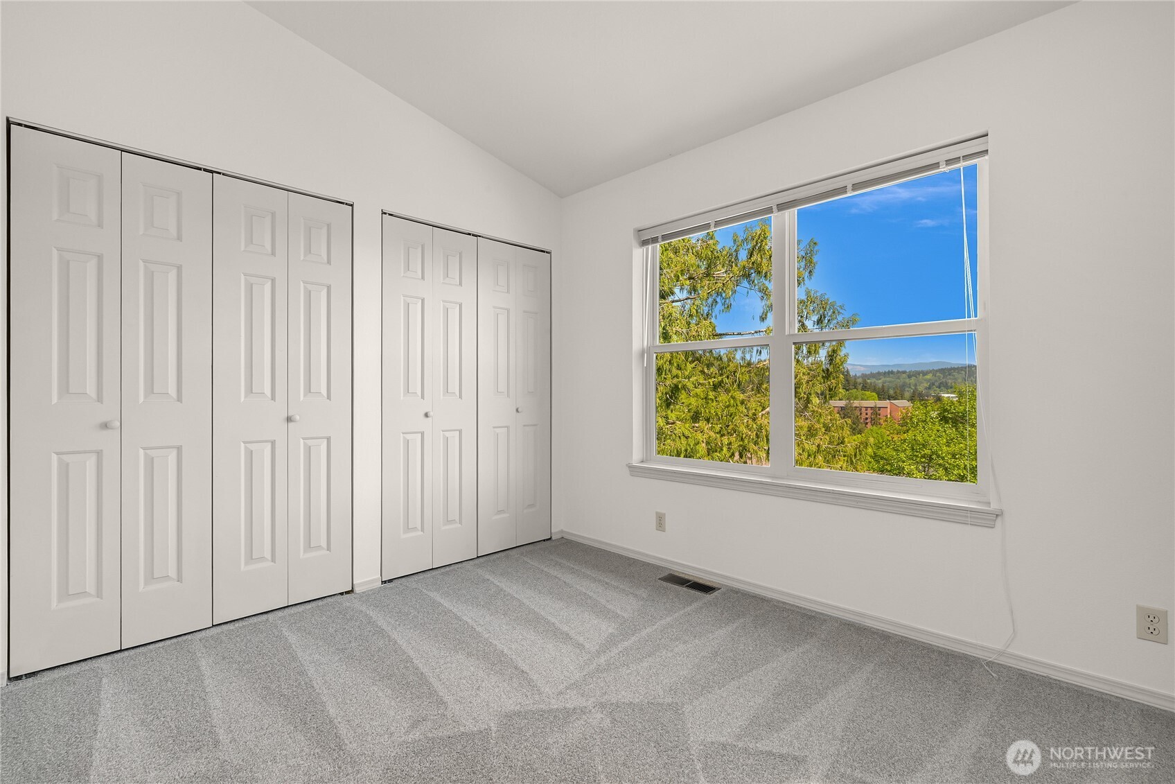 808 20th, Unit 208 Bellingham, WA 98225 - Photo 19 of 28
