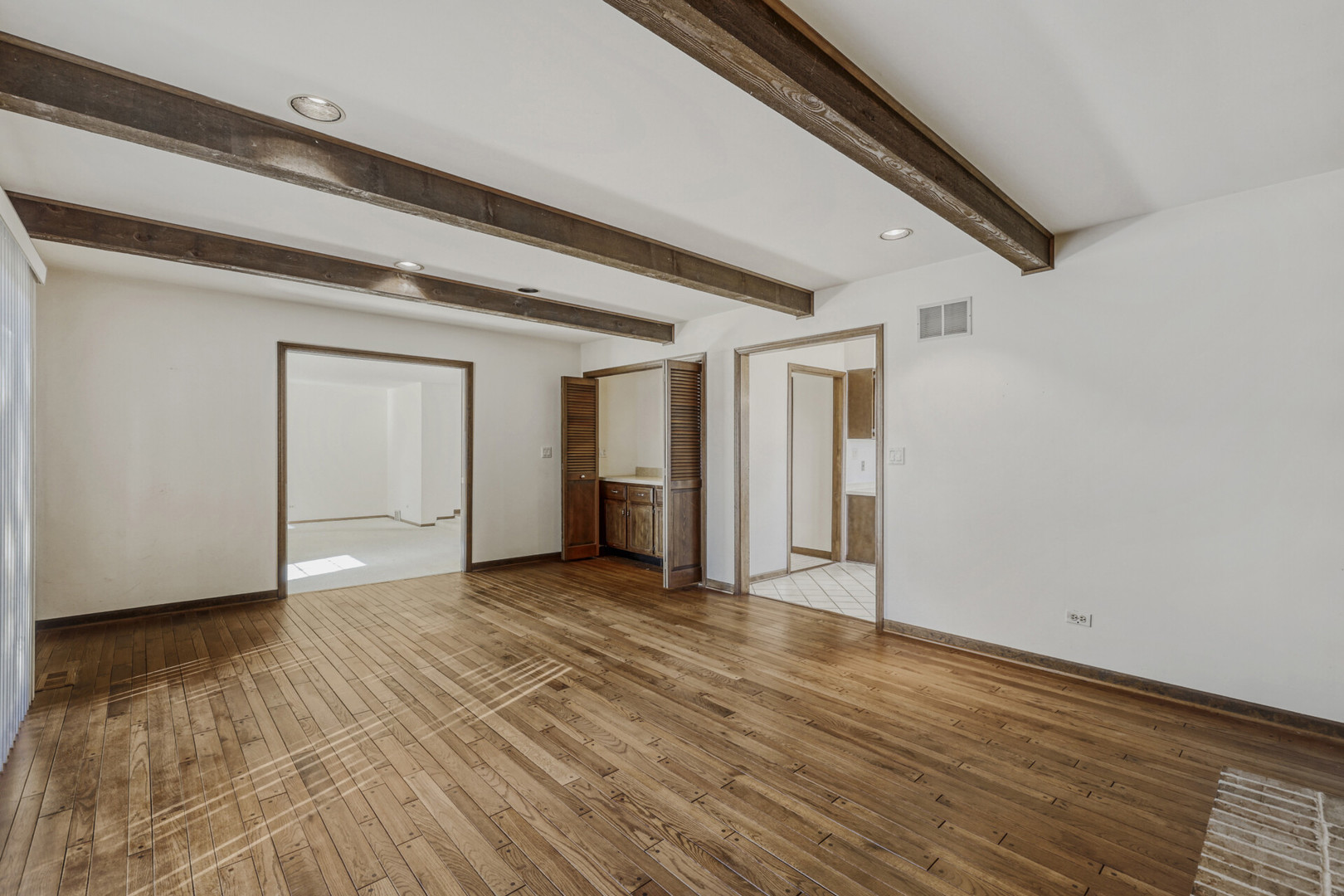 2113 Greenock Street Inverness, IL 60067 - Photo 18 of 36 Gallery Image 18