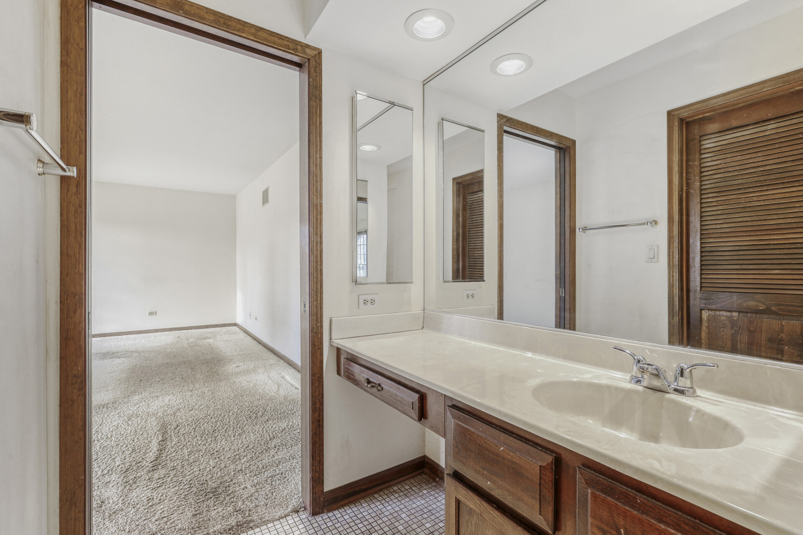 2113 Greenock Street Inverness, IL 60067 - Photo 22 of 36 Gallery Image 22