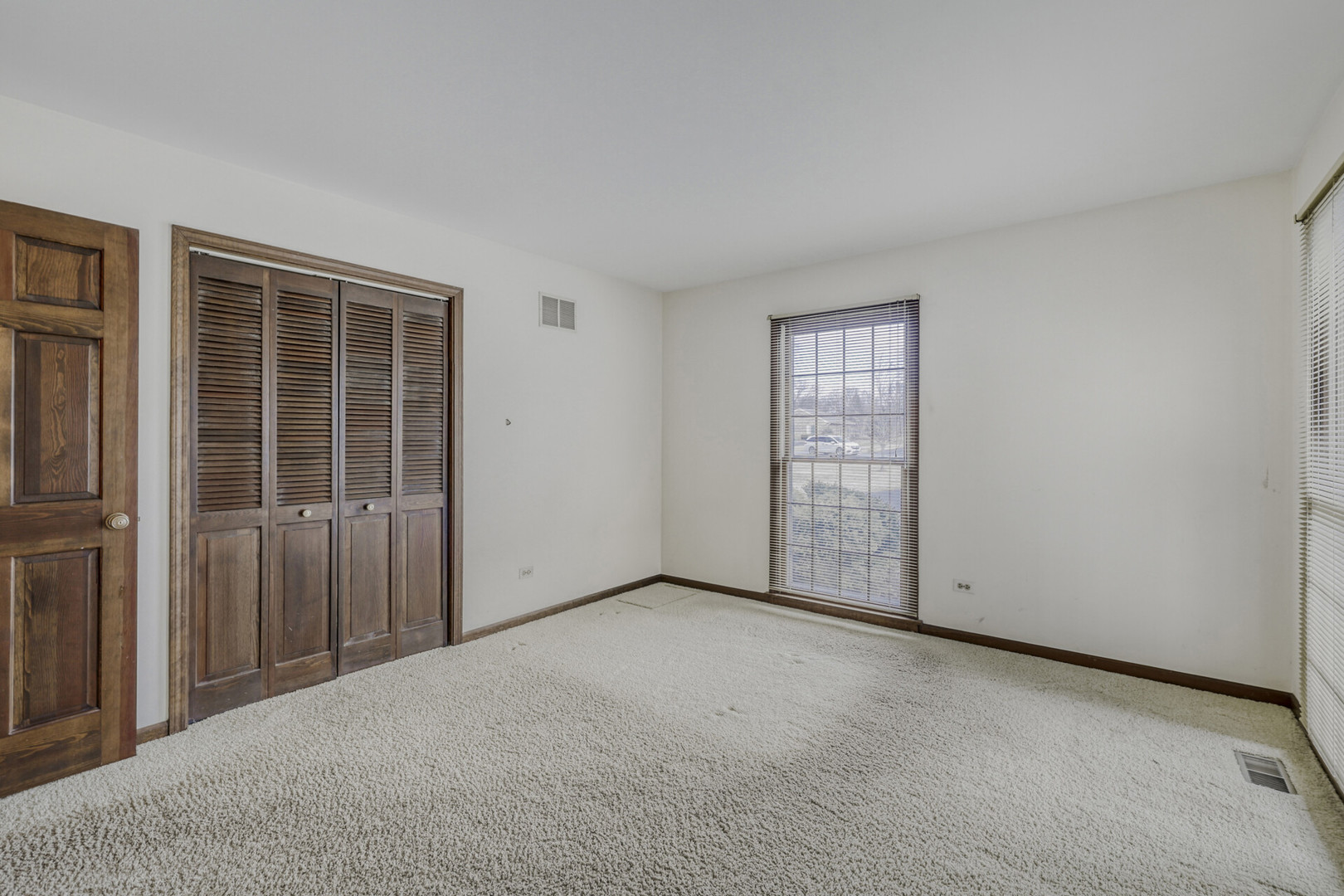 2113 Greenock Street Inverness, IL 60067 - Photo 27 of 36 Gallery Image 27