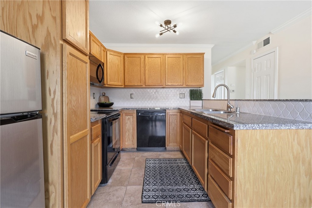 1830 Benedict Way Pomona, CA 91767 - Photo 12 of 27