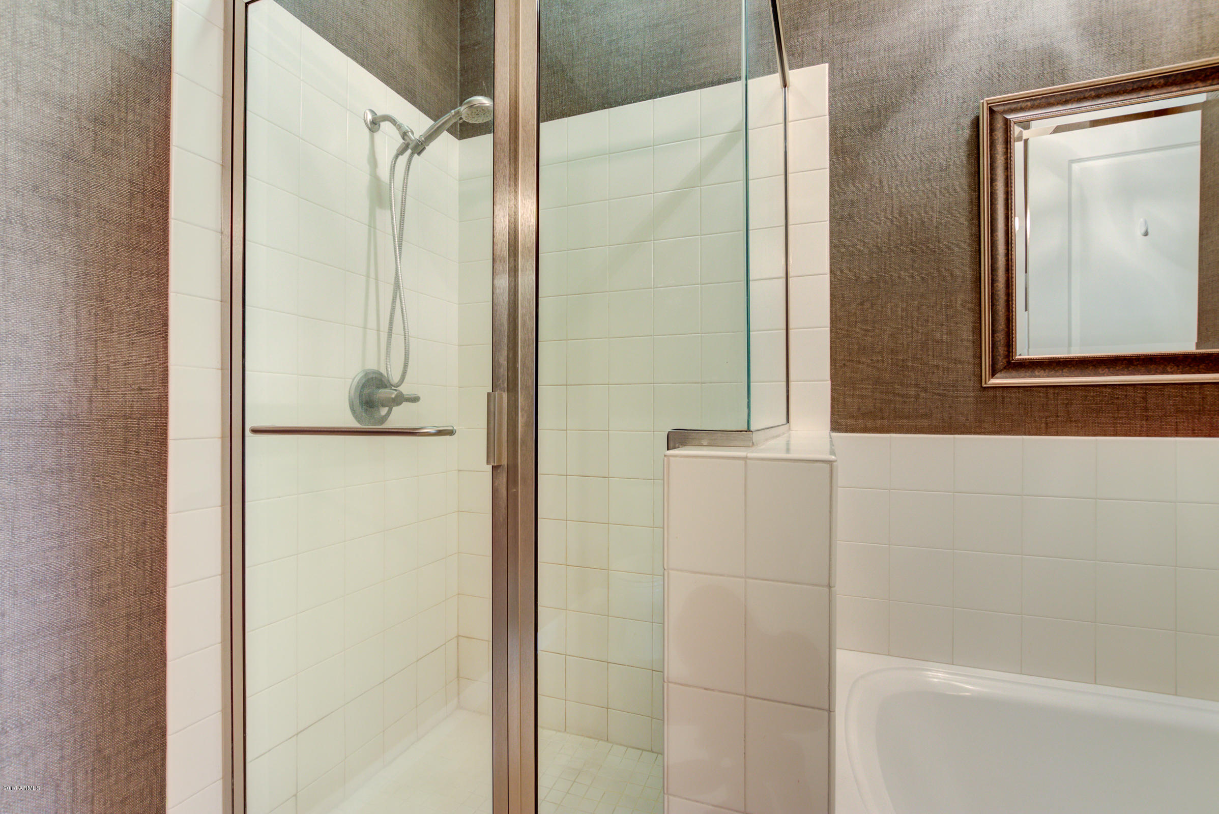 7291 North Scottsdale Road, Unit 4006 Paradise Valley, AZ 85253 - Photo 21 of 33 022_Shower