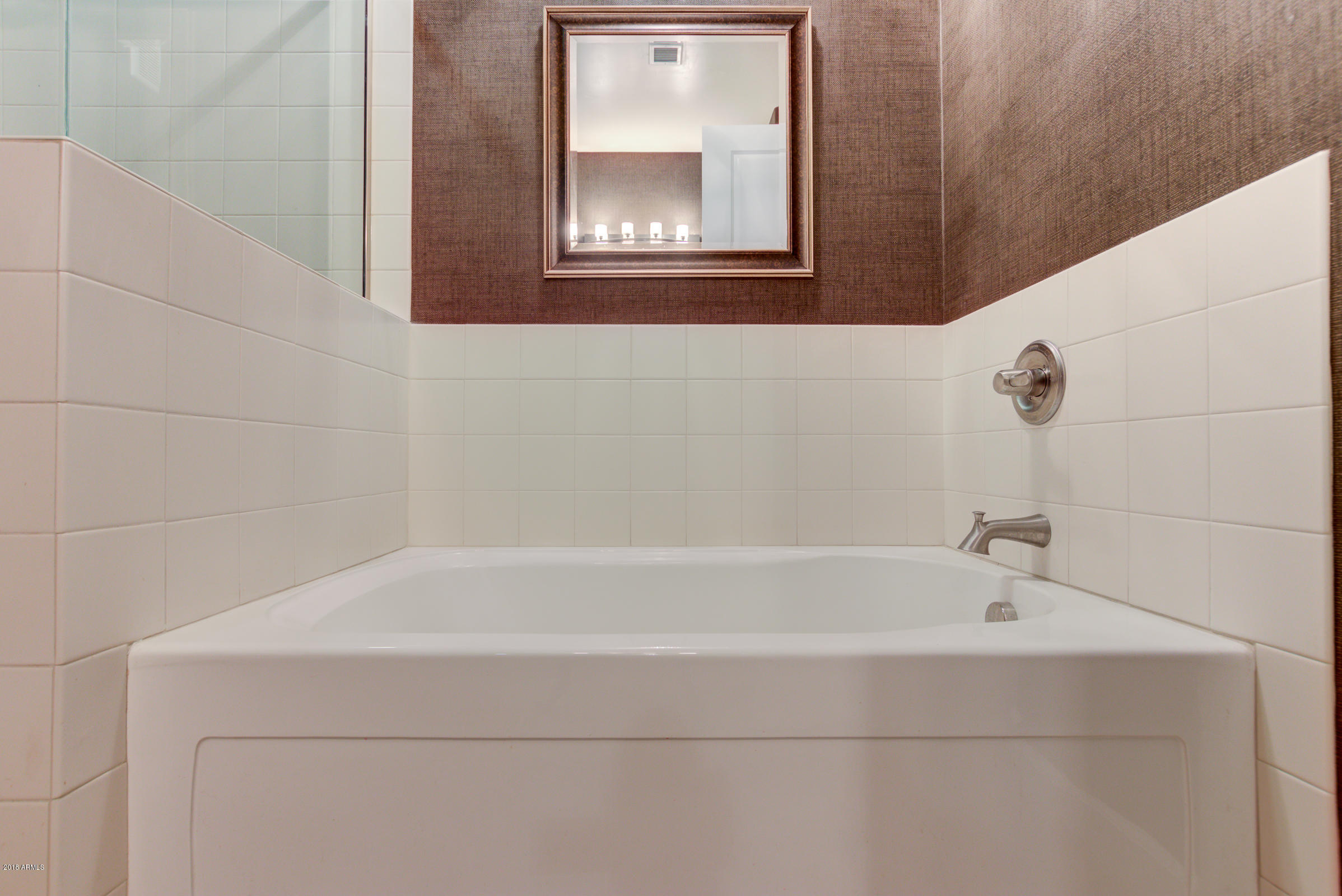 7291 North Scottsdale Road, Unit 4006 Paradise Valley, AZ 85253 - Photo 22 of 33 023_Tub