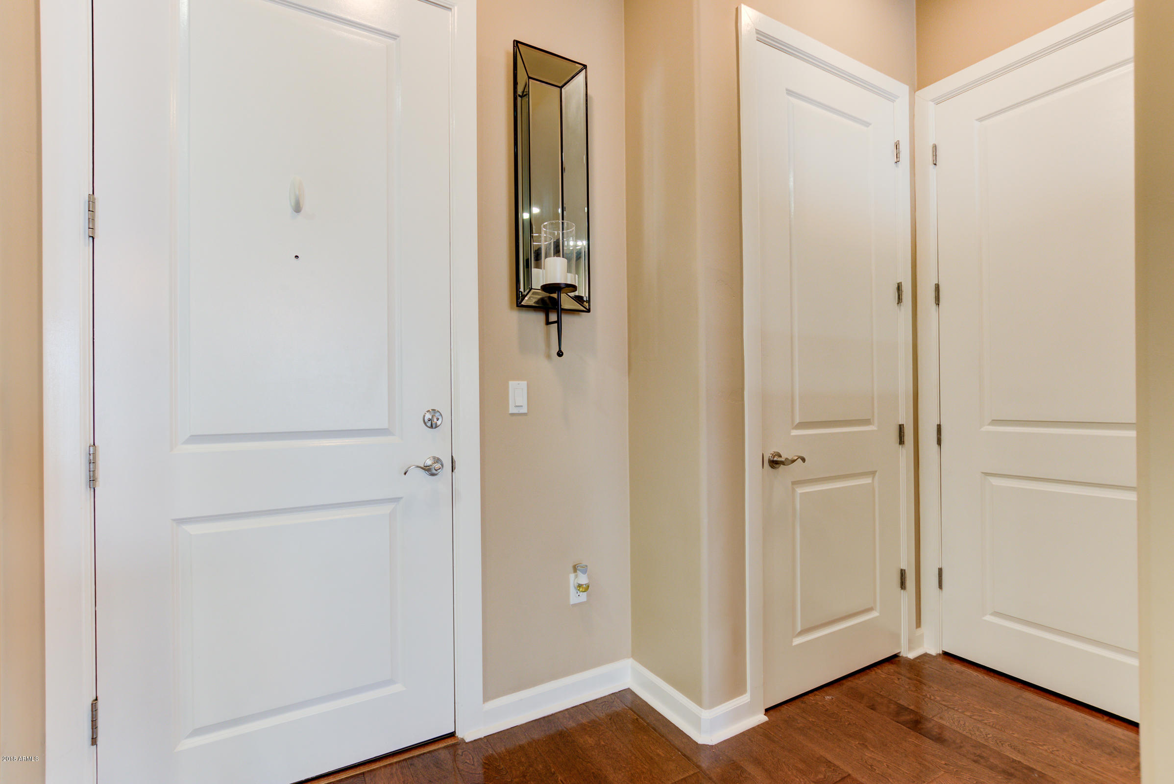 7291 North Scottsdale Road, Unit 4006 Paradise Valley, AZ 85253 - Photo 4 of 33 004_Entry