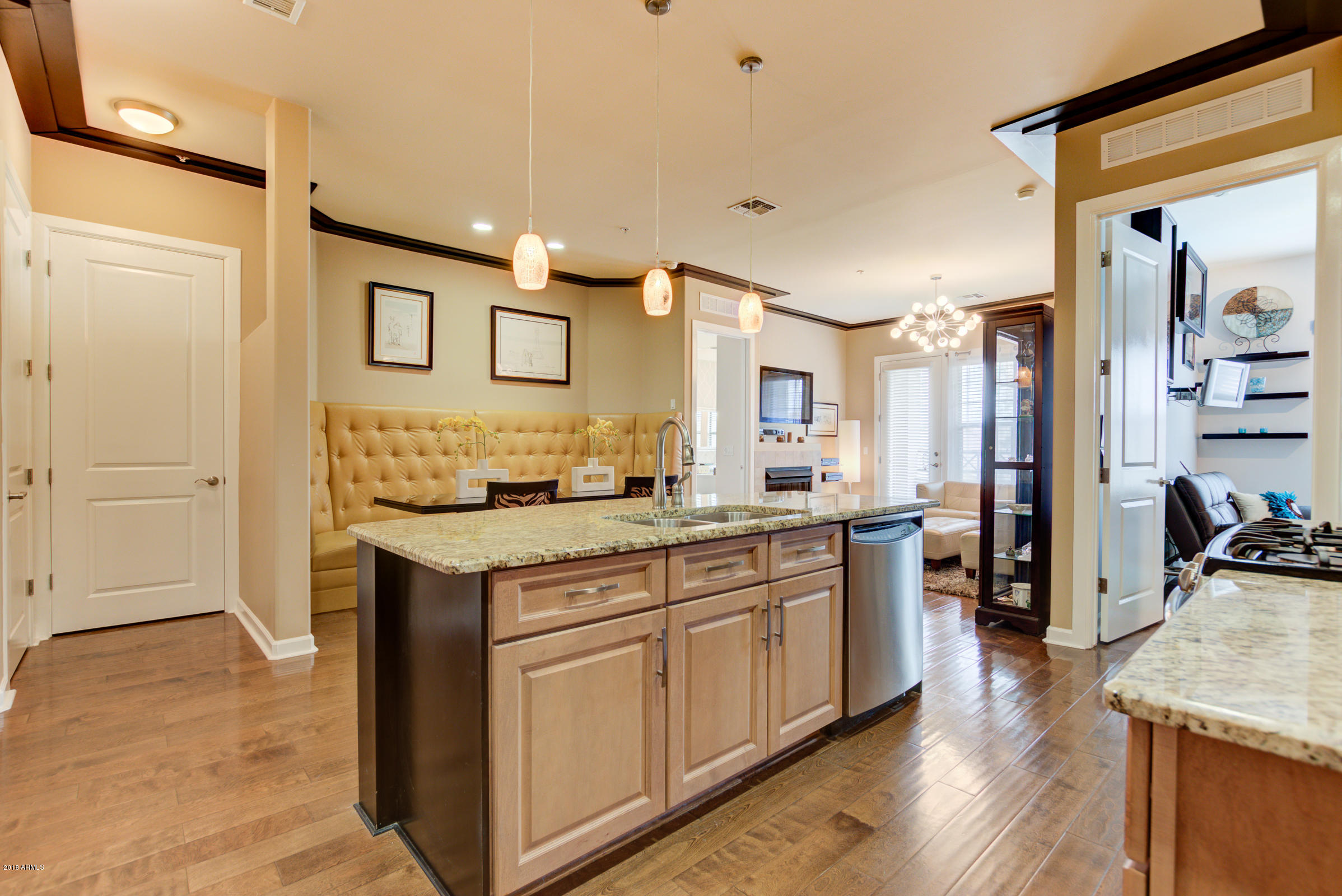 7291 North Scottsdale Road, Unit 4006 Paradise Valley, AZ 85253 - Photo 6 of 33 007_Kitchen II