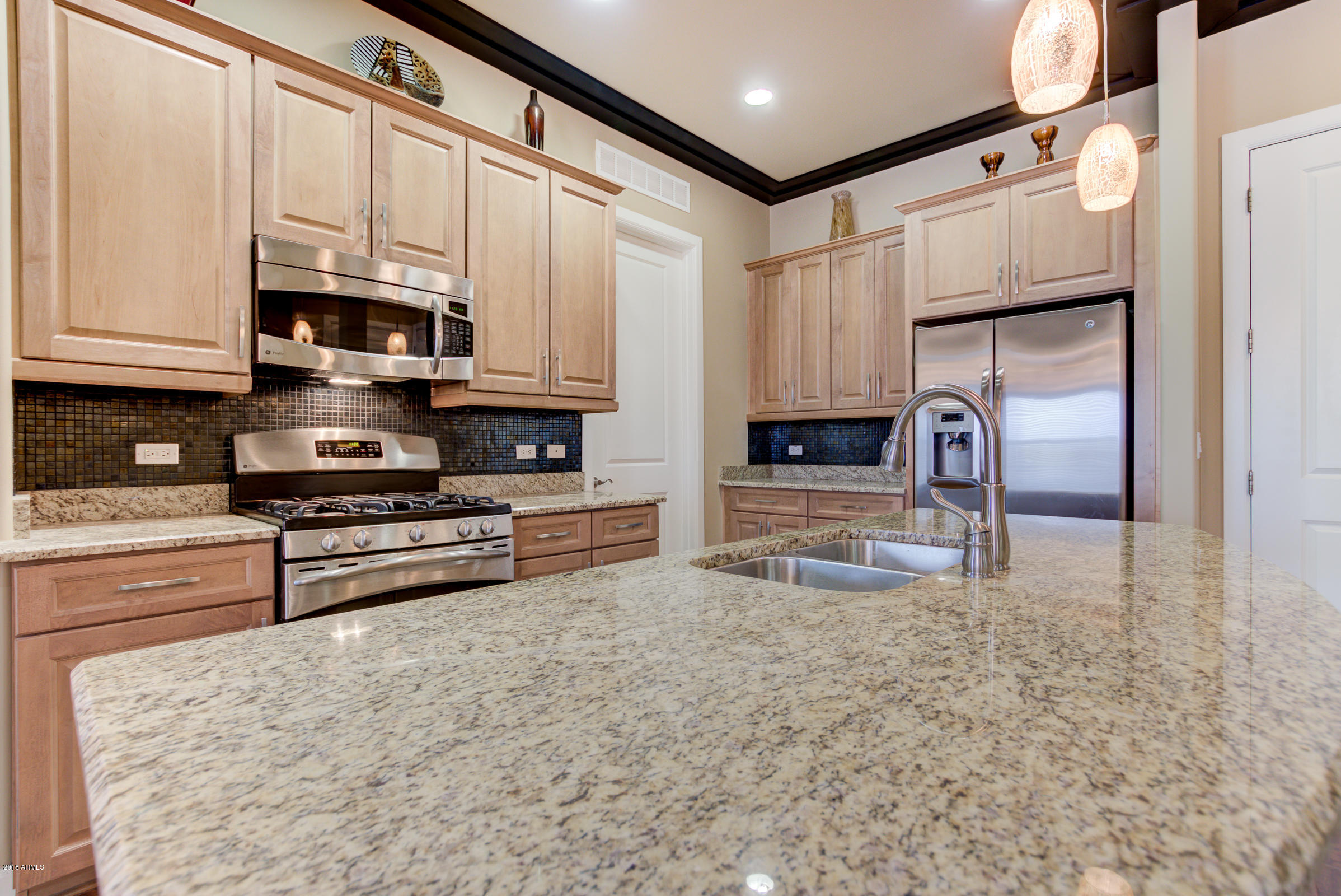 7291 North Scottsdale Road, Unit 4006 Paradise Valley, AZ 85253 - Photo 8 of 33 009_Kitchen IV