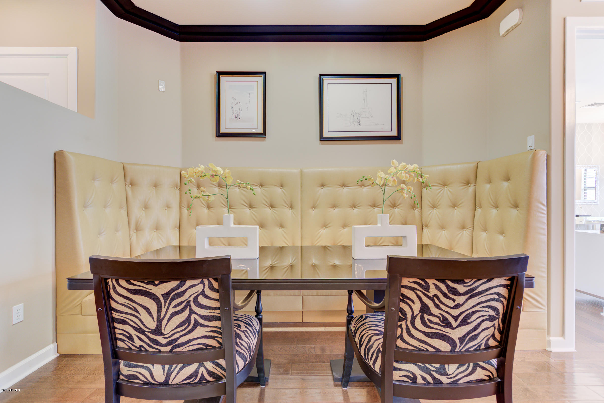7291 North Scottsdale Road, Unit 4006 Paradise Valley, AZ 85253 - Photo 9 of 33 010_Dining Area