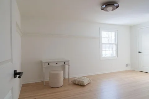 $930,000 | 4261 Winchester Court, Minnetonka, MN 55345