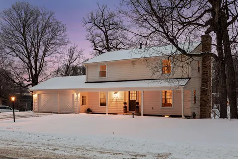 $930,000 | 4261 Winchester Court, Minnetonka, MN 55345