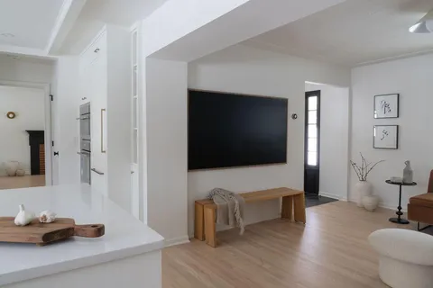 $930,000 | 4261 Winchester Court, Minnetonka, MN 55345