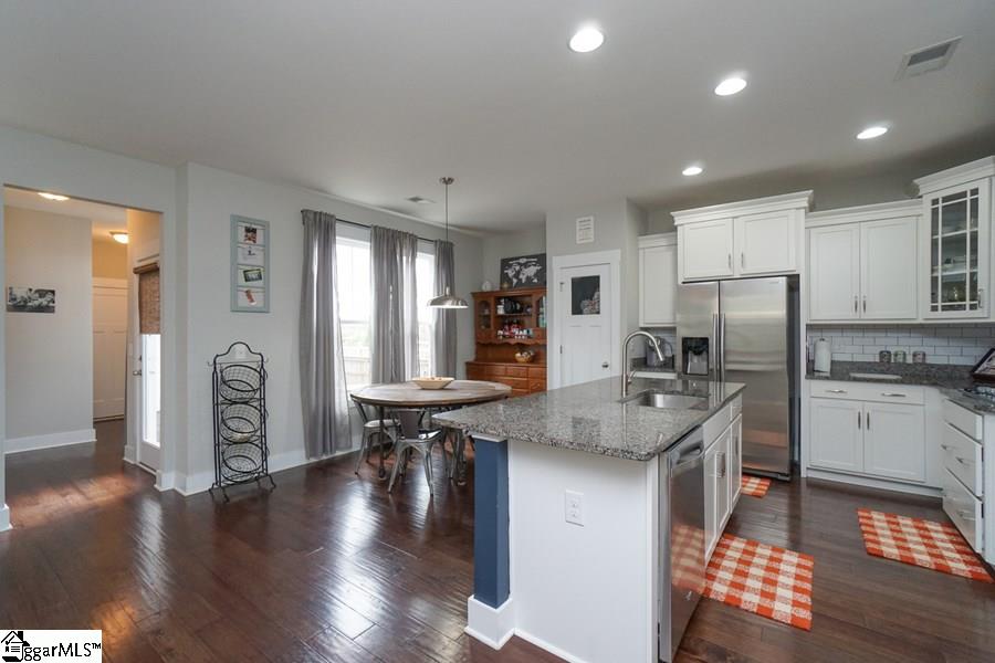 203 Meritage Street Greer, SC 29651 - Photo 9 of 31 Gallery Image 9