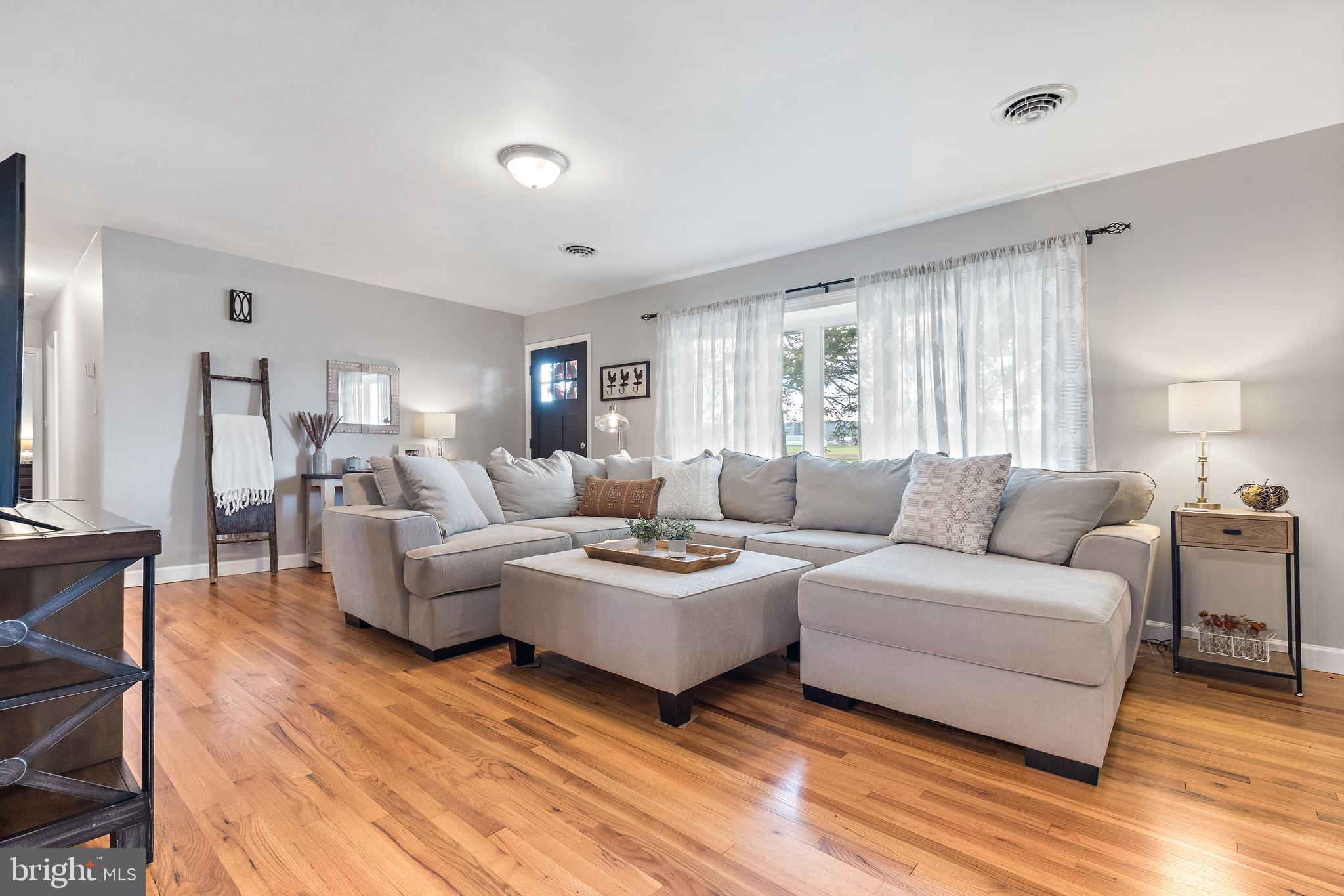 1310 Zimmerman Road Carlisle, PA 17015 - Photo 5 of 34 Gallery Image 5