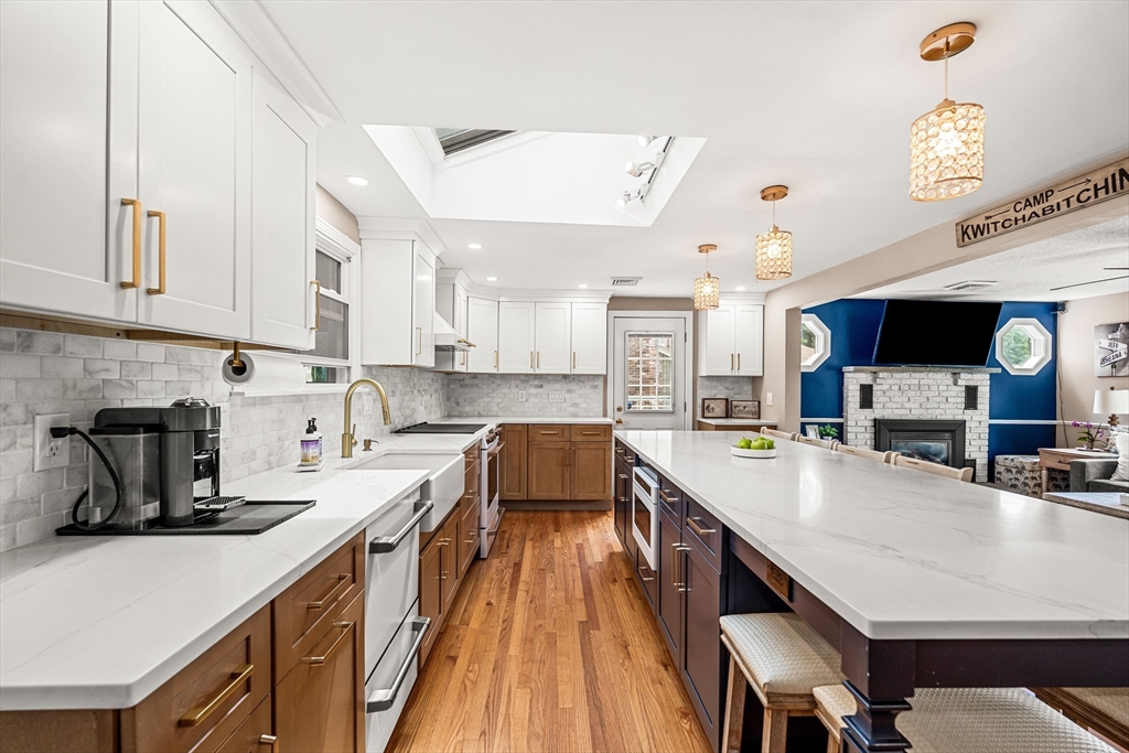 16 Marianne Road Lynn, MA 01904 - Photo 3 of 34