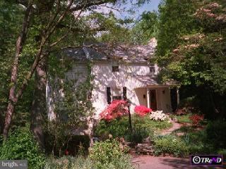 35 Green Valley Road Wallingford, PA 19086 - Photo 1 of 1