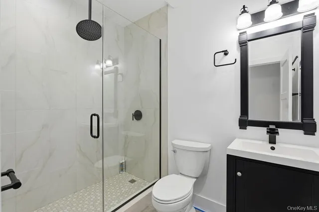 $2,848,000 | 768 Bridgehampton Sag Harbor, Westhampton Beach, NY 11978