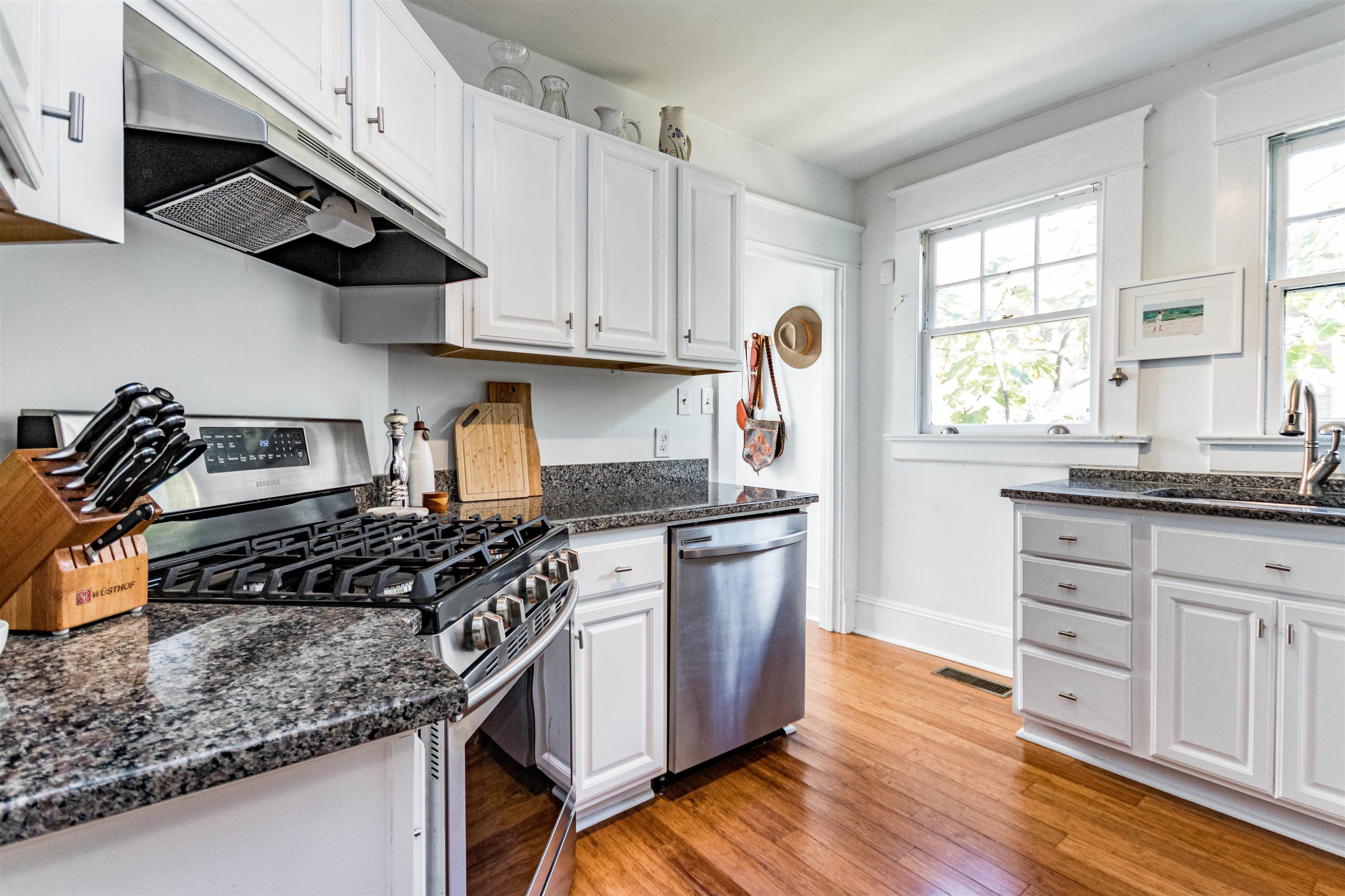 213 East Whitaker Mill Road Raleigh, NC 27608 - Photo 9 of 30 Photo 9