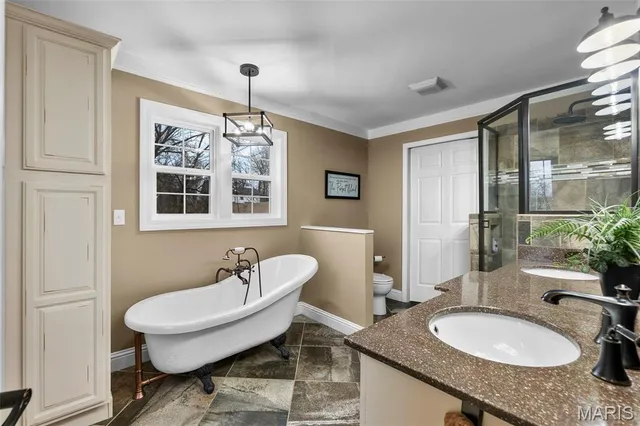 $740,000 | 15676 State Hwy AD, Dexter, MO 63841