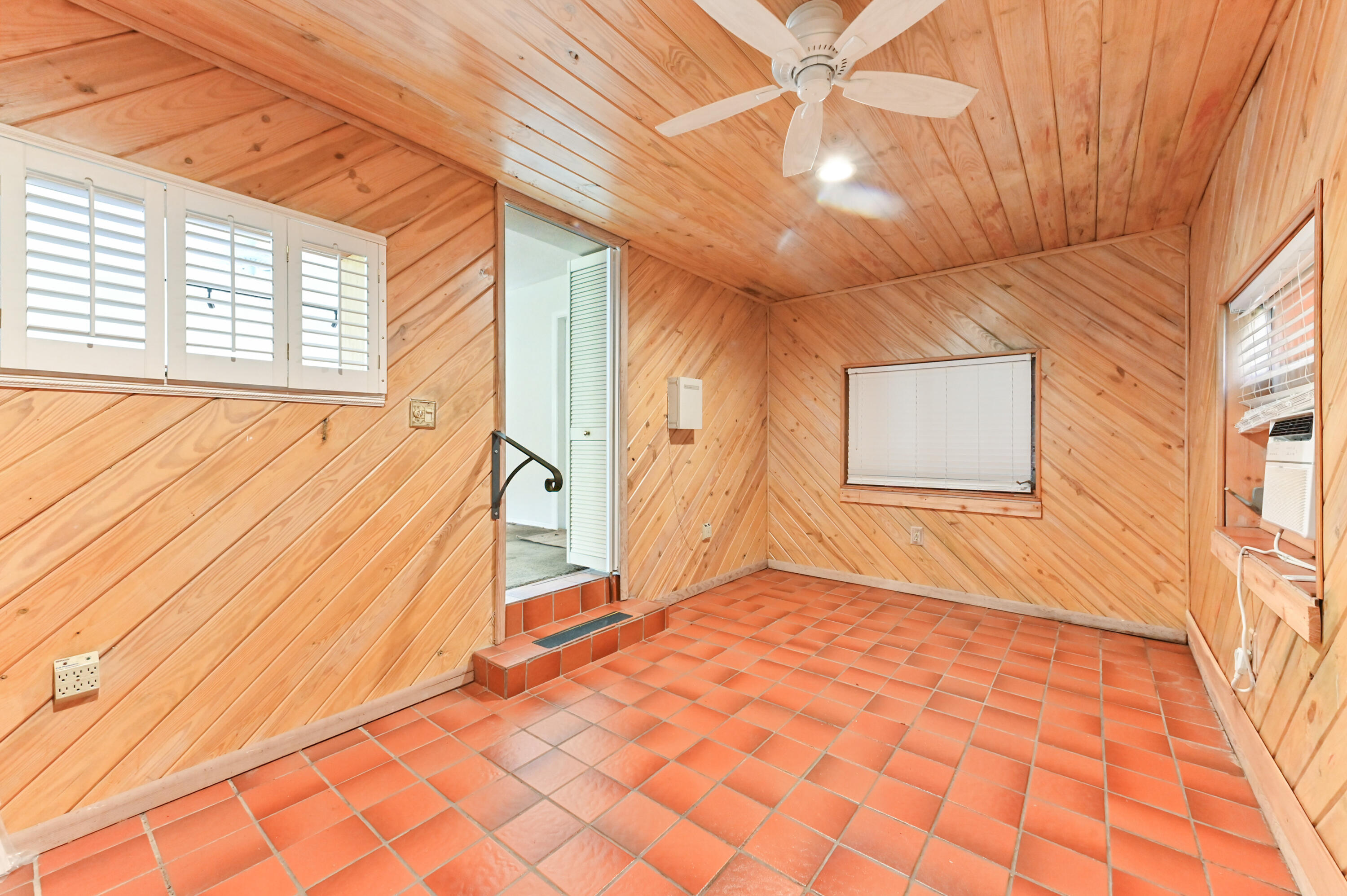 2017 Whitney Road West Palm Beach, FL 33409 - Photo 10 of 20 12 Bedroom 02