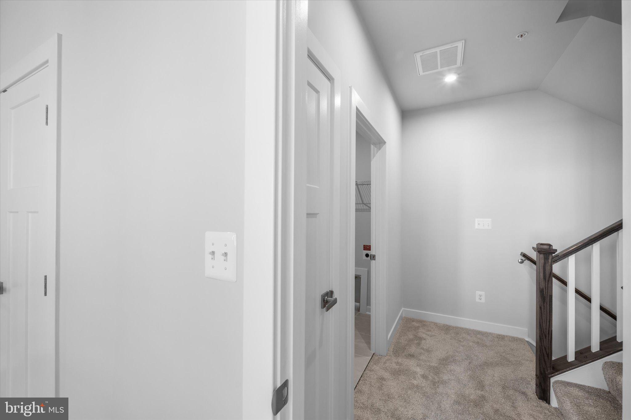 42530 Invergordon Terrace Sterling, VA 20166 - Photo 13 of 39