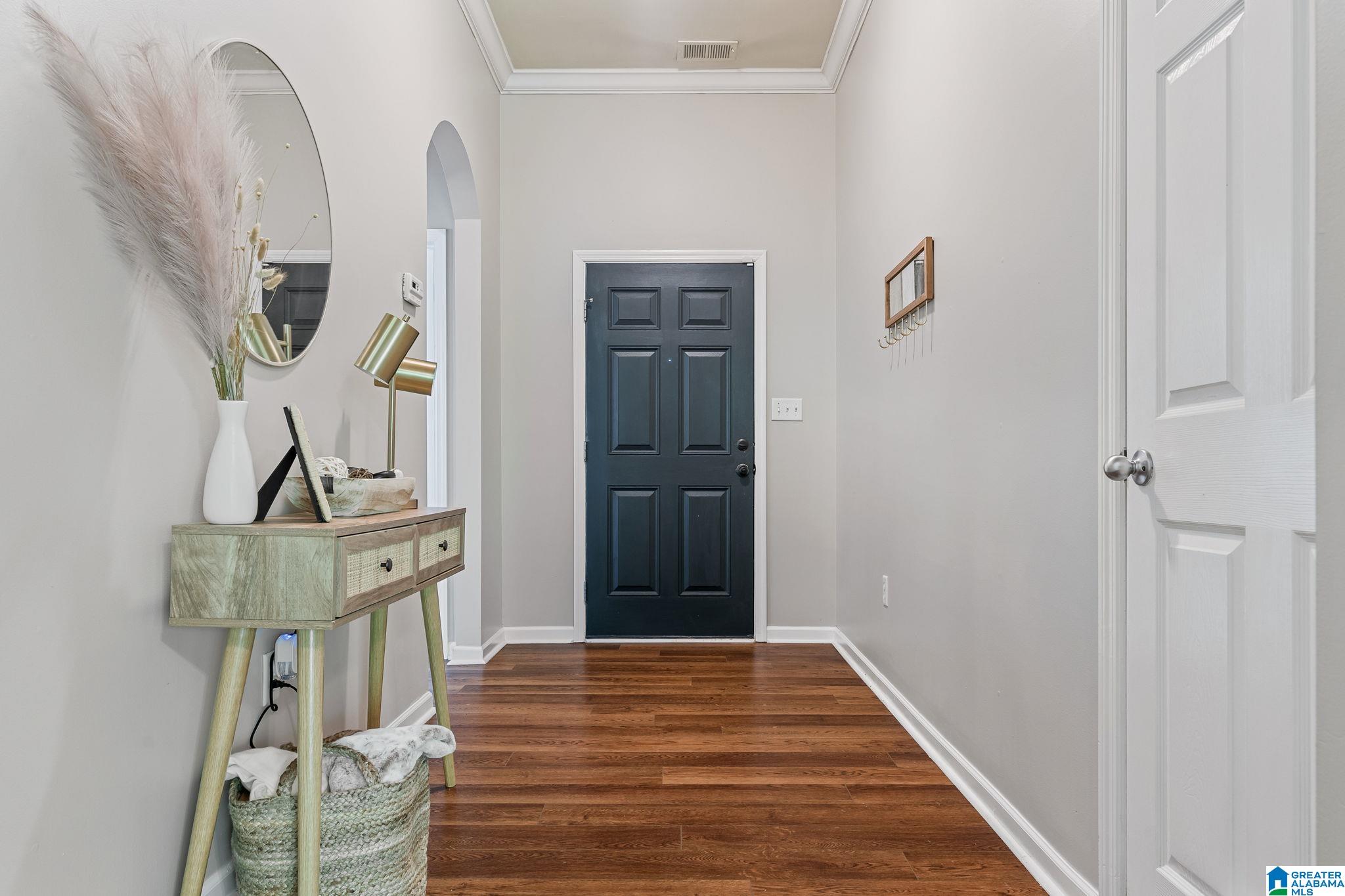8216 Becker Lane Leeds, AL 35094 - Photo 4 of 30