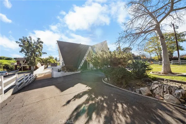 $1,800,000 | 19382 Mickel Lane, Yorba Linda, CA 92886