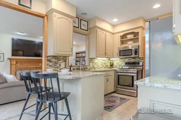 $684,900 | 5535 Egypt Valley Avenue Northeast, Belmont, MI 49306