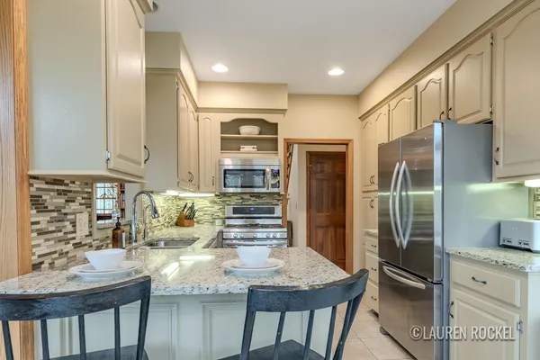 $684,900 | 5535 Egypt Valley Avenue Northeast, Belmont, MI 49306
