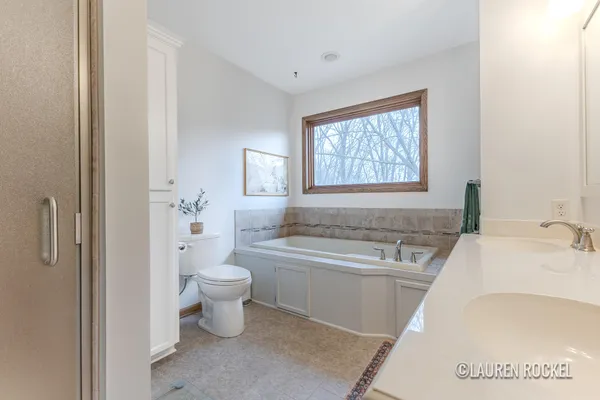 $684,900 | 5535 Egypt Valley Avenue Northeast, Belmont, MI 49306