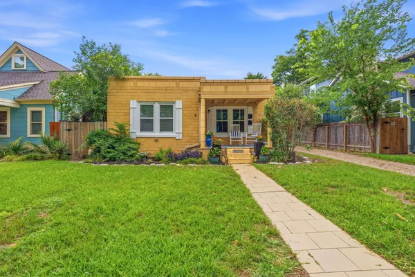 $675,000 | 4611 Rosedale Avenue, Austin, TX 78756