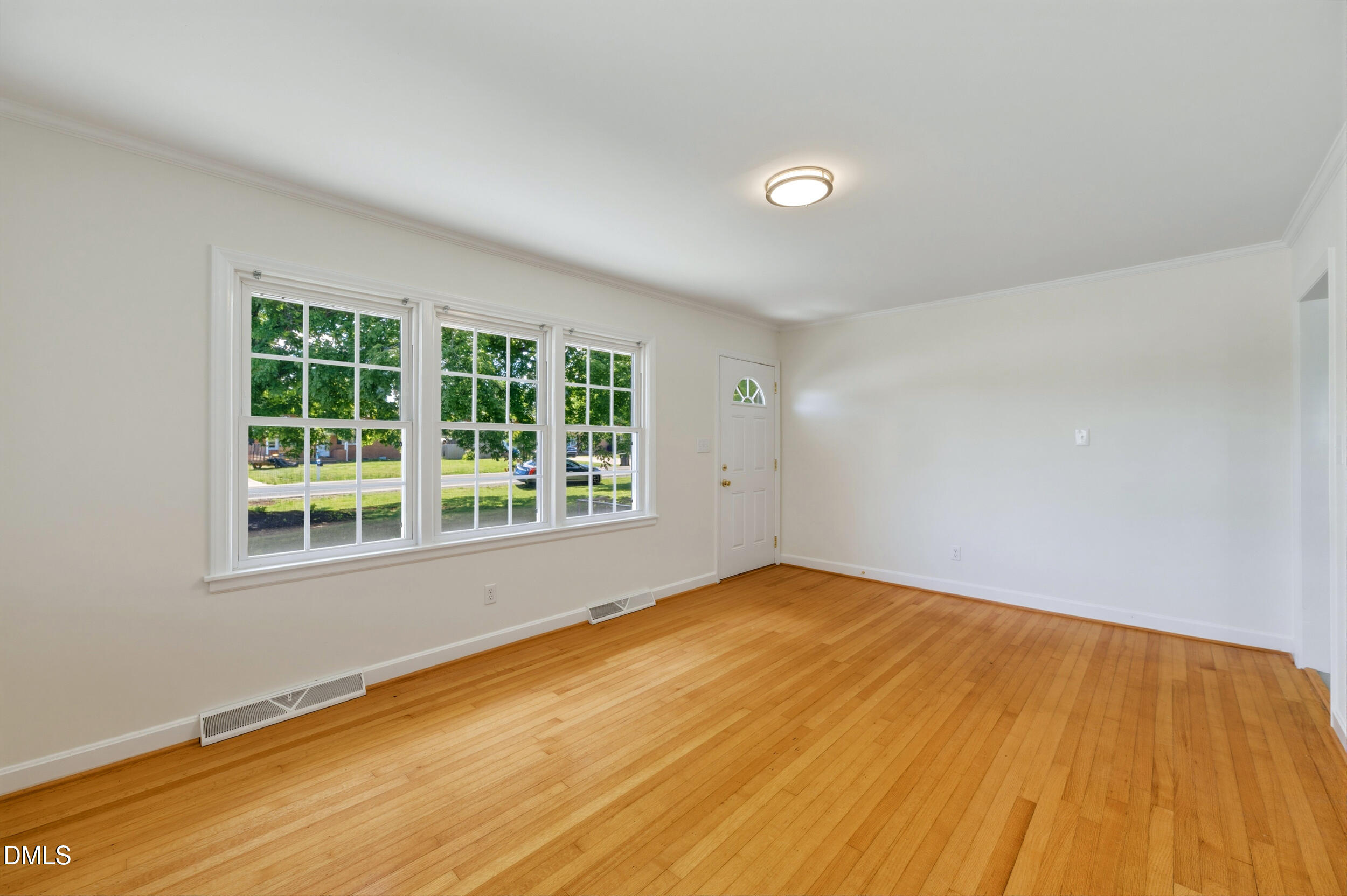 209 North Wilkins Road Haw River, NC 27258 - Photo 8 of 28 8 -209 n wilkins rd, interior