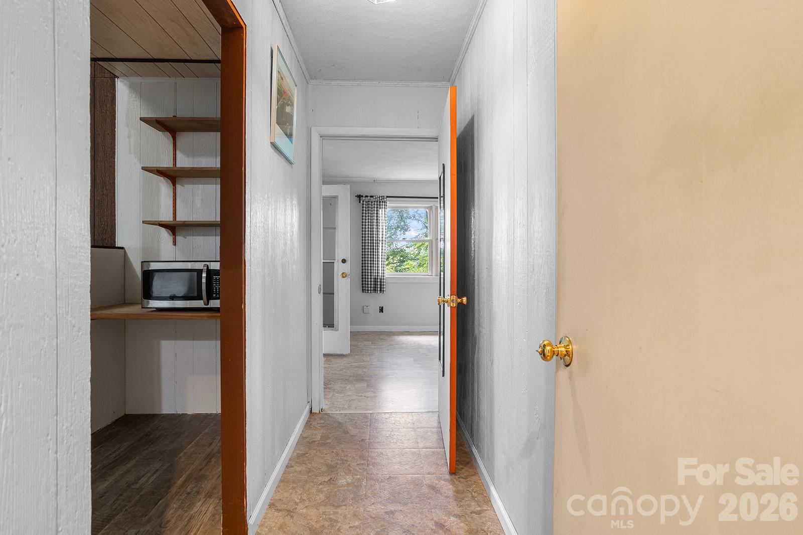 376 Stoney Brook Road Hendersonville, NC 28739 - Photo 10 of 23