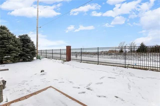 $265,000 | 5245 Overland Drive, Unit B23, Lawrence, KS 66049