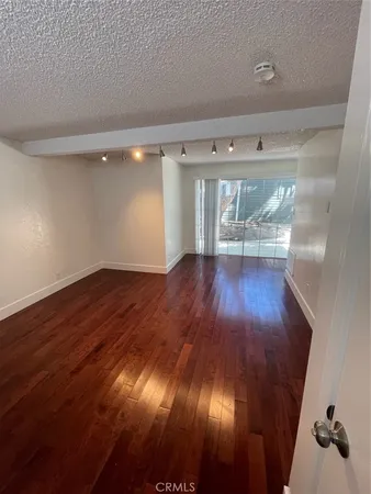 $3,100 | 323 South Francisca Avenue, Unit A, Redondo Beach, CA 90277